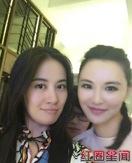 叶璇女神的新衣退赛原因真相图片