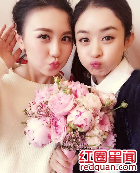 赵丽颖出席表妹婚礼现场吻照曝光 赵丽颖表妹