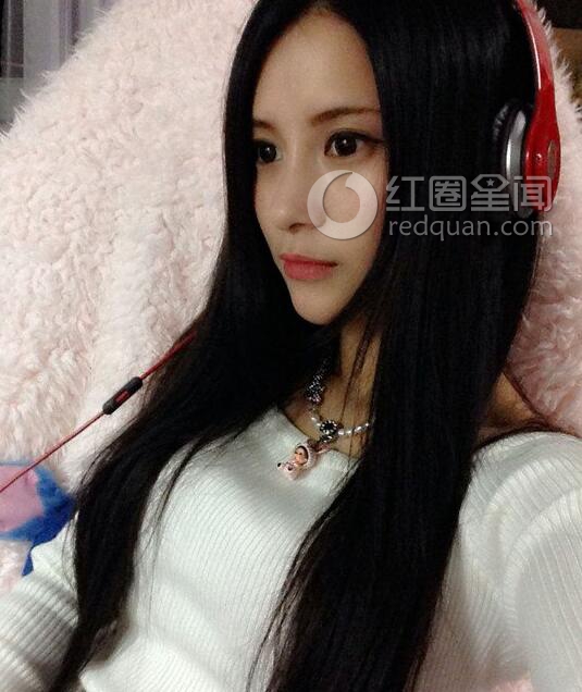 lol美女玩家秀身材 陆雪琪lol全身图片_红圈星闻