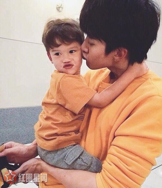 究竟mike李海娜交往了吗 mike儿子近照曝光萌