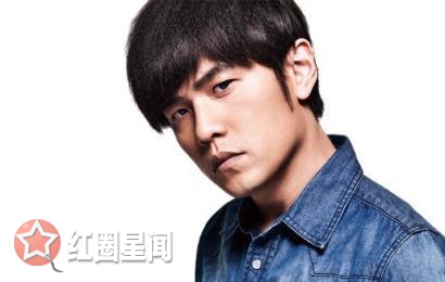 揭秘巅峰的周杰伦有多恐怖 周杰伦晒与昆凌背