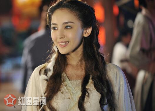古力娜扎演技真的差吗 娜扎回看出道时表演承认不足
