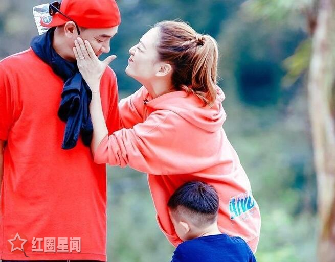 应采儿和霍思燕关系太亲密 应采儿姐妹淘有那