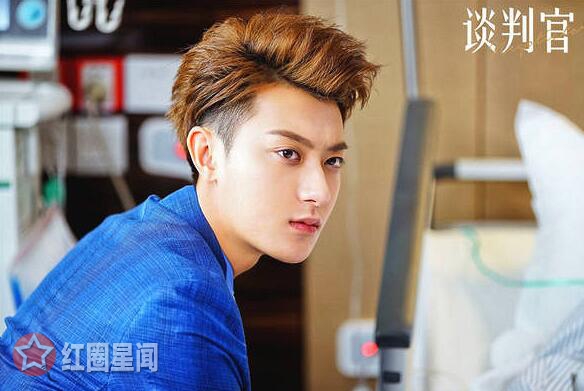 黄子韬是杨幂旗下艺人吗 黄子韬和杨幂是什么