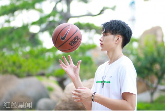 李思舞有女朋友吗真实身高 这就是灌篮李思舞