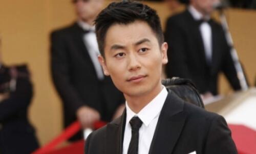 朱亚文是个什么样的人 荧屏硬汉私下竟然十分腼腆