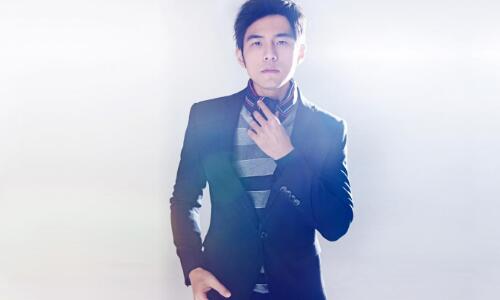 周杰伦的才华有多逆天 自己作词三百多首至今