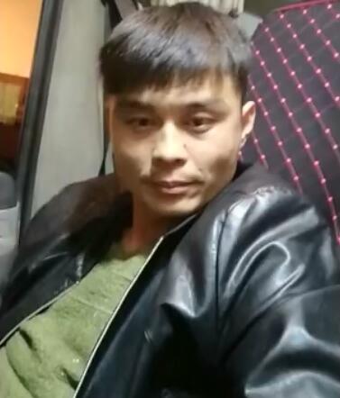 抖音辉哥辉嫂是谁