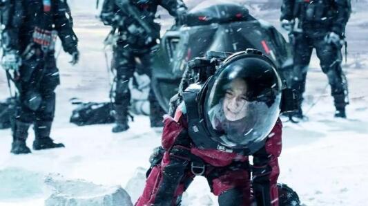 流浪地球票房预测 上映八天赶超复联三最终票