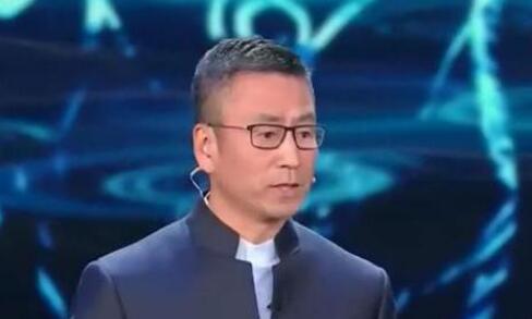 央视元宵晚会是直播吗