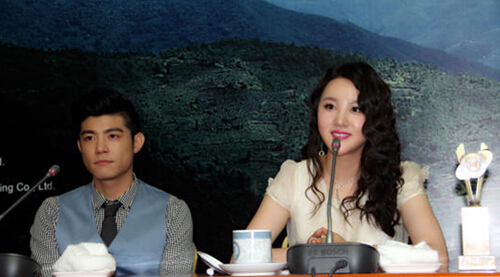 ���ؽܡ���СС