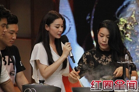 ��ܰ���ĸ��