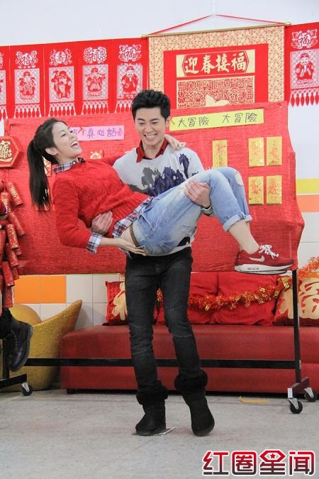 任容萱的男朋友是富二代吗 任容萱和李国毅激情床照(2)