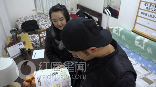 黄晓明初恋女友是谁
