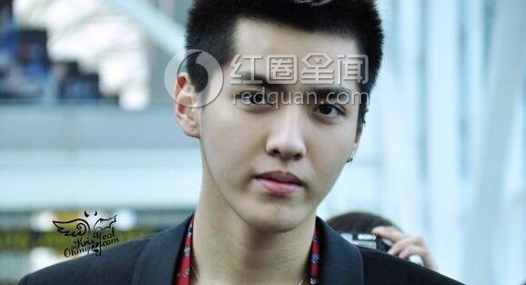 吴亦凡女友任雨晴美照曝光