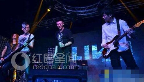 刘文杰比信厉害吗