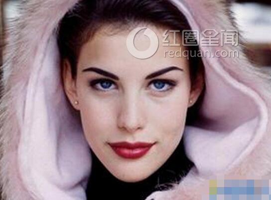 卷福的女朋友有哪些