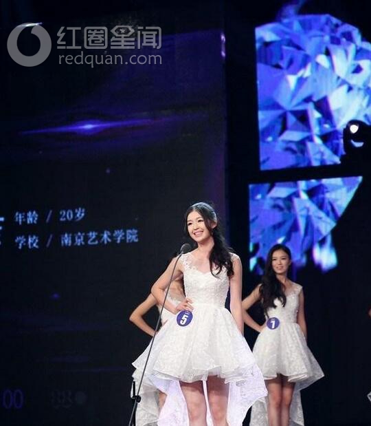 巫雪菲身高是多少