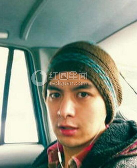 gogoboi和允儿什么关系