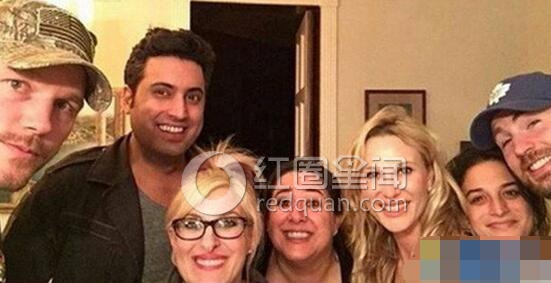 珍妮与丈夫分手真相