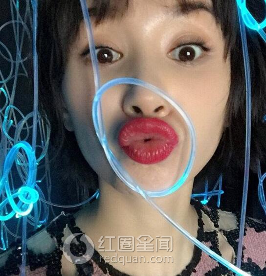 王子文拍迷幻大片