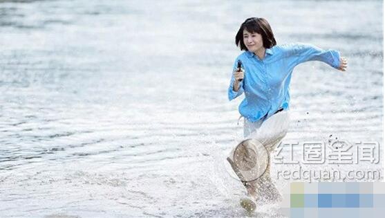 王子文拍迷幻大片