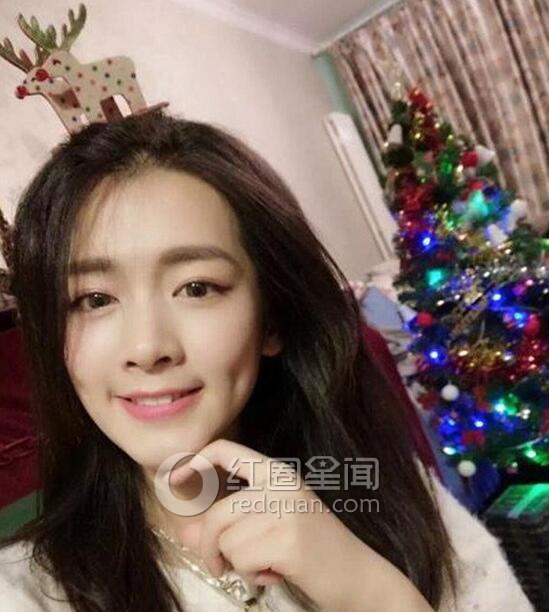 陈昊宇自拍性感照曝光