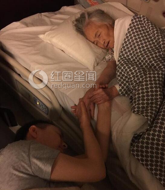 宋丹丹的母亲去世