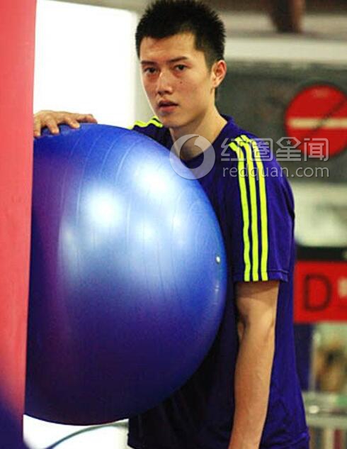 中国男排张晨的妻子是谁