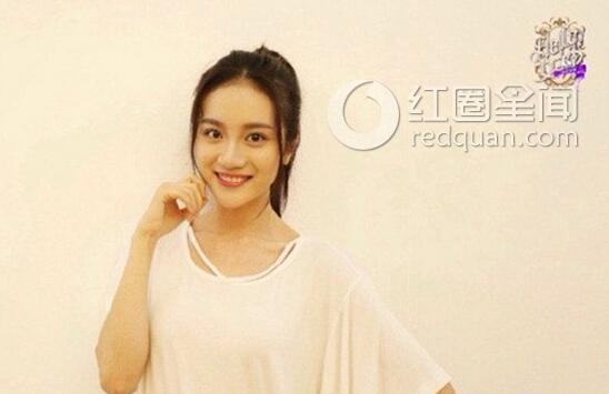 hello女神万穗图片