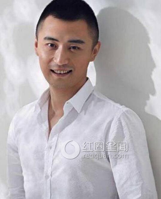 演员李龙君个人简介