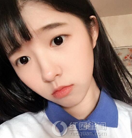 何蓝逗整容前的照片