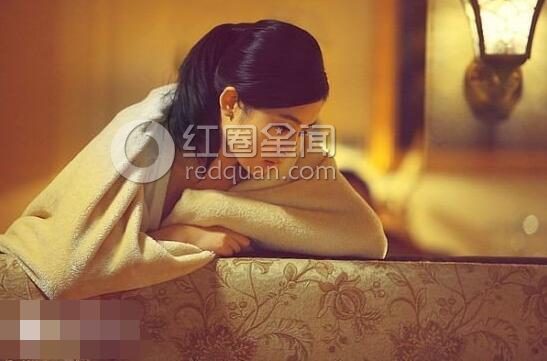 张含韵陪人睡觉照片是真的吗