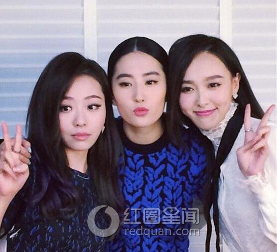 张靓颖妈妈没接到邀请真相