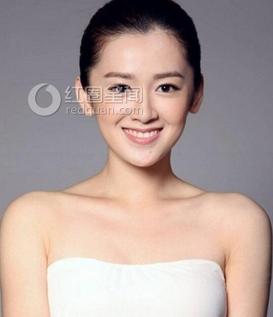 石安妮胸多大