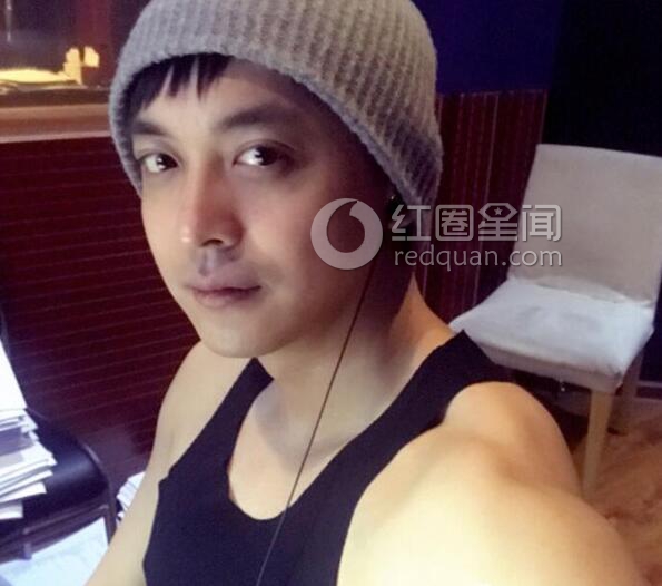 李佳航为什么喜欢李晟