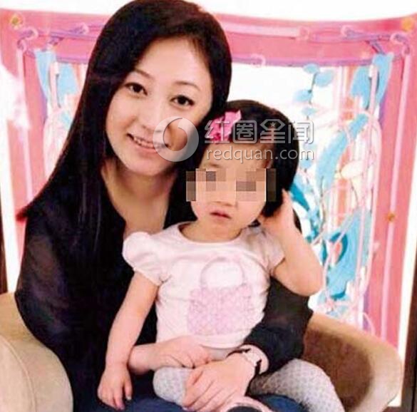 郑裕彤老婆还在吗
