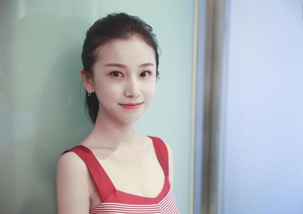 姜梓新毕业于什么大学
