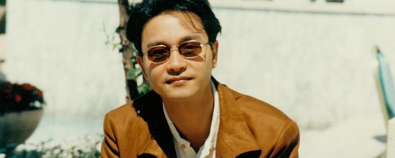 张国荣为什么跳楼
