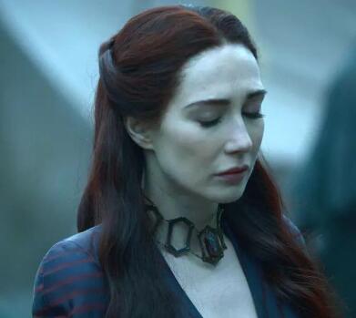 红袍女生下的是什么