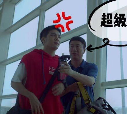 带着爸爸去留学黄小栋生父是谁