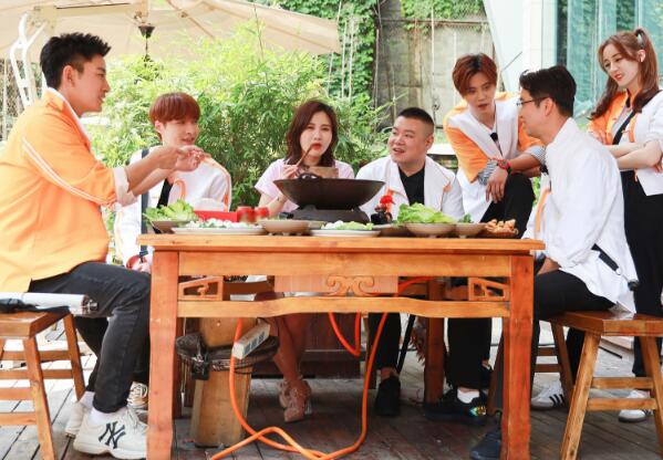 ������ս���Ӿ���˭