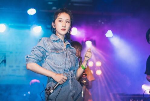 ����֮��3�ձ�����˭