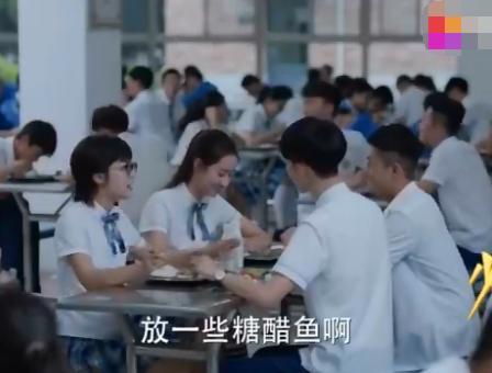 �����ɵ�С��������