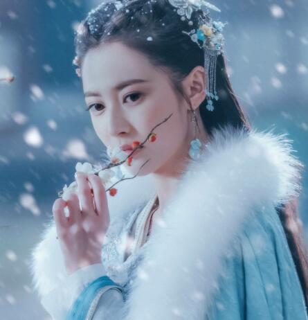 两世欢原清离发生了什么