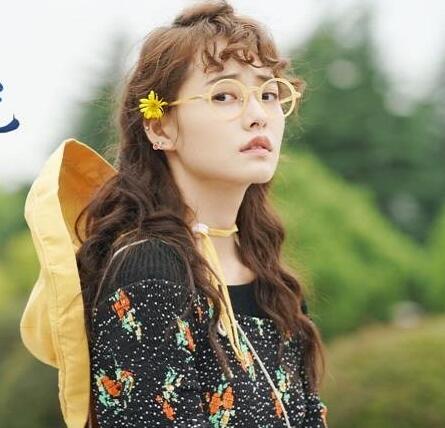 ���ʵ�����ʱ���ϲ��˭