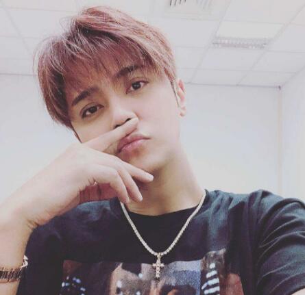 ����ٺ���־����ô��