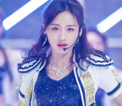 中报没有黄婷婷