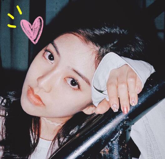 �Ķ����ź�2Ů��������ϲ��˭