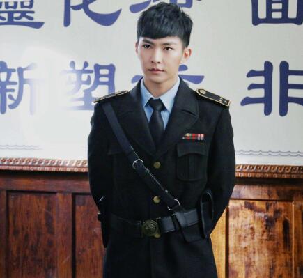 请赐我一双翅膀冷立威是好是坏